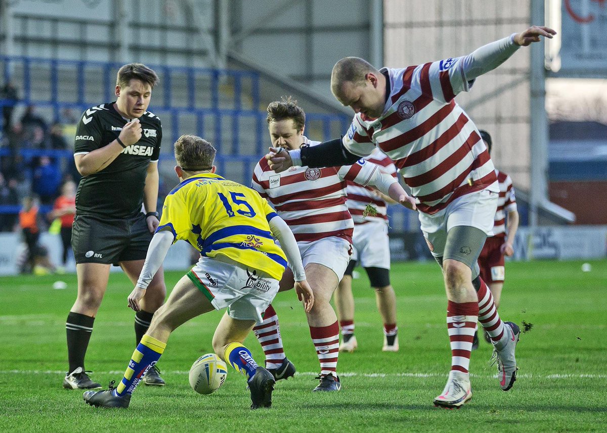 WWRLFoundation's tweet photo. Some@more fantastic photos from Bob Brough and @WarringtonRLFC from our @PDRLEngland pre-season run-out against @WiganWarriorsRL PDRL
More pics on our Facebook page 💛💙 https://t.co/EcG67Vh5yk