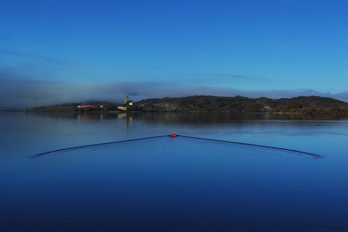 gpaseabots's tweet photo. We carried out a new successful mission on the Cantabrian coast with our most versatile #USV (this time in white and red), equipped with a @WASSP_global multibeam echo-sounder.🛥️  

#marinerobotics #navalrobotics #navalengineering #marineengineering #drones #drone #drons #dron https://t.co/TDWBu6Q1eG