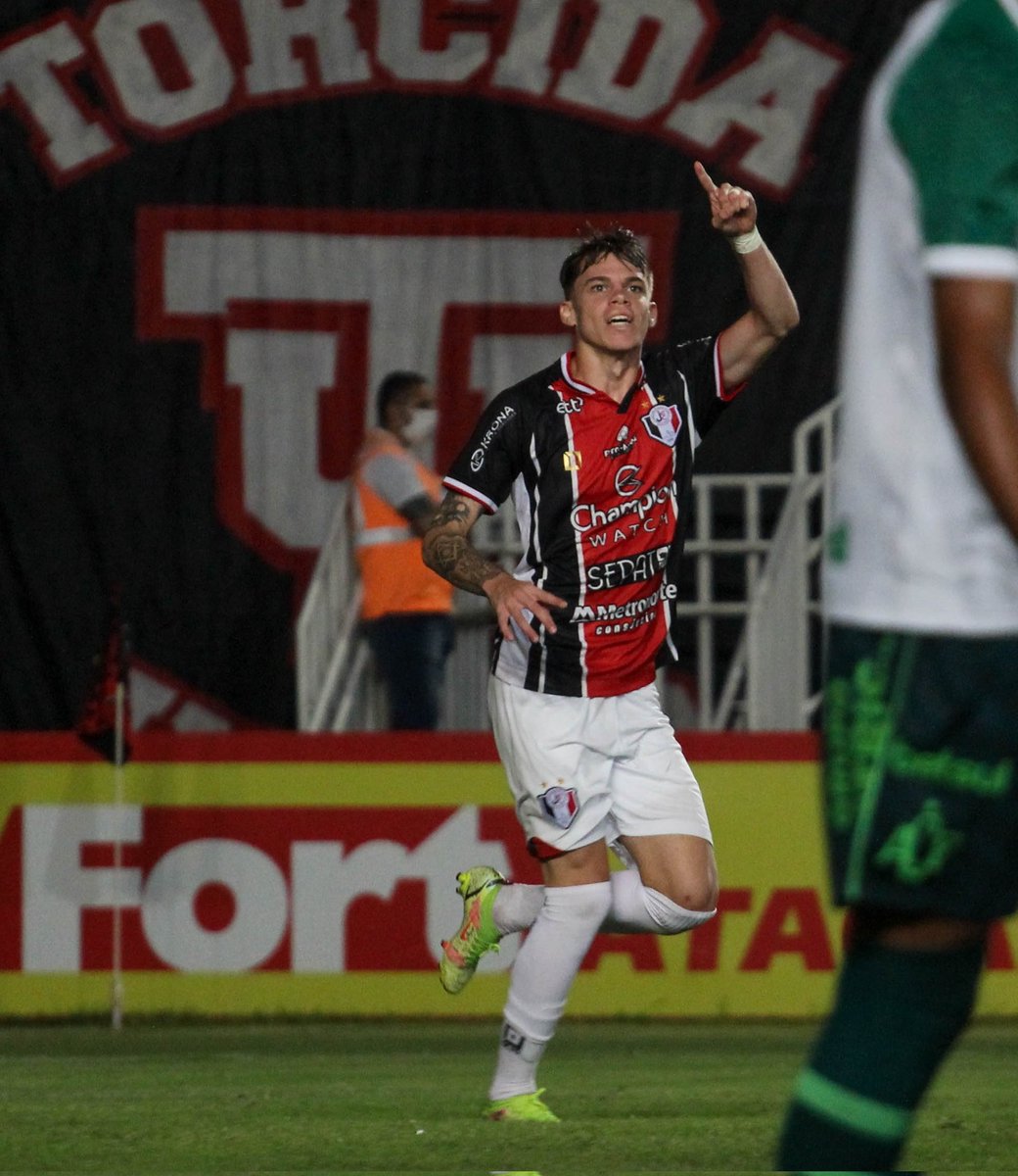 SouJEC's tweet photo. Bom dia seus Chrystian e Thiago Costa 🙅‍♂️🇾🇪

📸 Vitor Forcellini/JEC https://t.co/OoGdHOK5TC