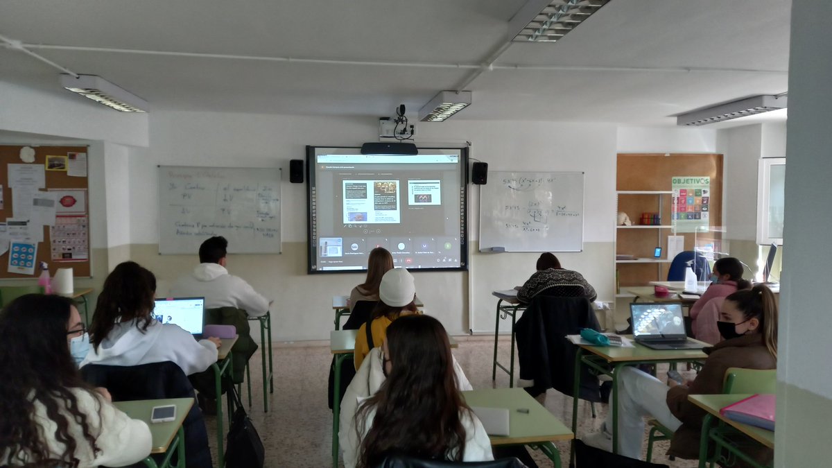DH_Prime_GF's tweet photo. Charla sobre #ODS y #DerechosHumanos impartida por @Entreculturas 
6 grupos recibiendo la charla simultáneamente ⬇️

#dh_prime https://t.co/6rhpSRPczo
