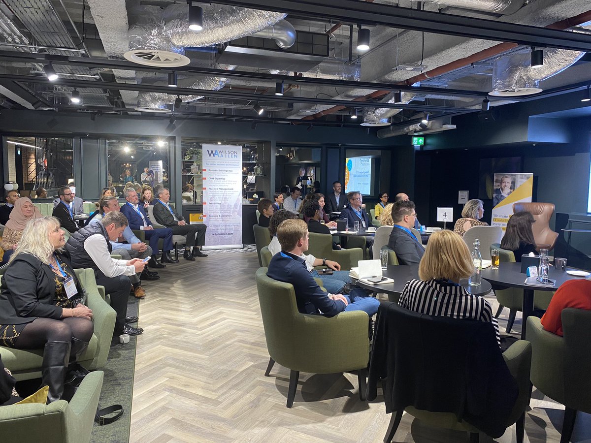 StuGooderz's tweet photo. Fantastic to be at a real, live, in person event that is to the wonderful team at @Briefinglegal https://t.co/hgfzgHFCbP