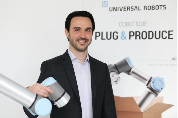 UR_France's tweet photo. [#vudanslapresse] « Pour les #TPE et #PME, le #cobot un moyen de se #robotiser facilement, sans bouleverser leur mode de production », observe @JocelynPeynet, directeur France d’ @Universal_Robot.

https://t.co/o9rJifcH1I

via @IndustrieTechno @AlexCouto_IT 

#cobotique https://t.co/2ITu8qq5B4
