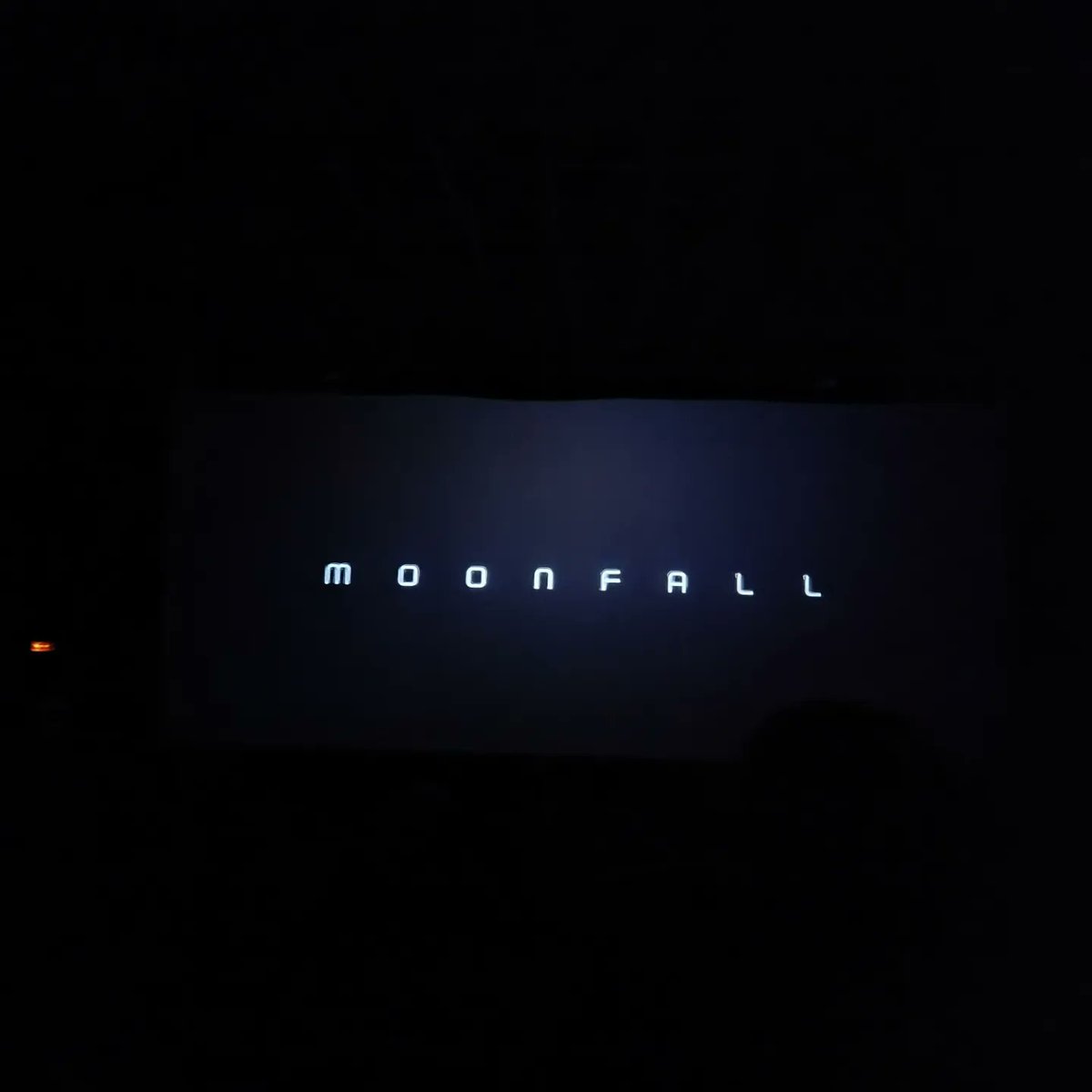 lucducatibcn's tweet photo. #moonfall @DiamondFilmsES me ha encantado los efectos especiales y la historia de la luna #gracias @travelclub_es 2x1 en las entradas y el menú de palomitas 👌👍🍿😍 @Cinesa #cinesadiagonal @ortibesphoto https://t.co/3lR81Ash0C