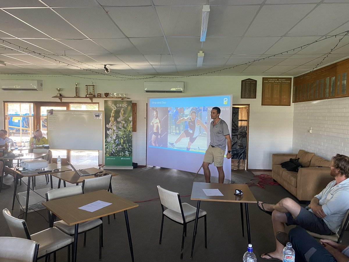 What’s Nick McKenna talking about here? 
Keeping the crowd engaged with Strip and Disc farming.

<a href="/nick_mckenna1/">Nick McKenna</a>