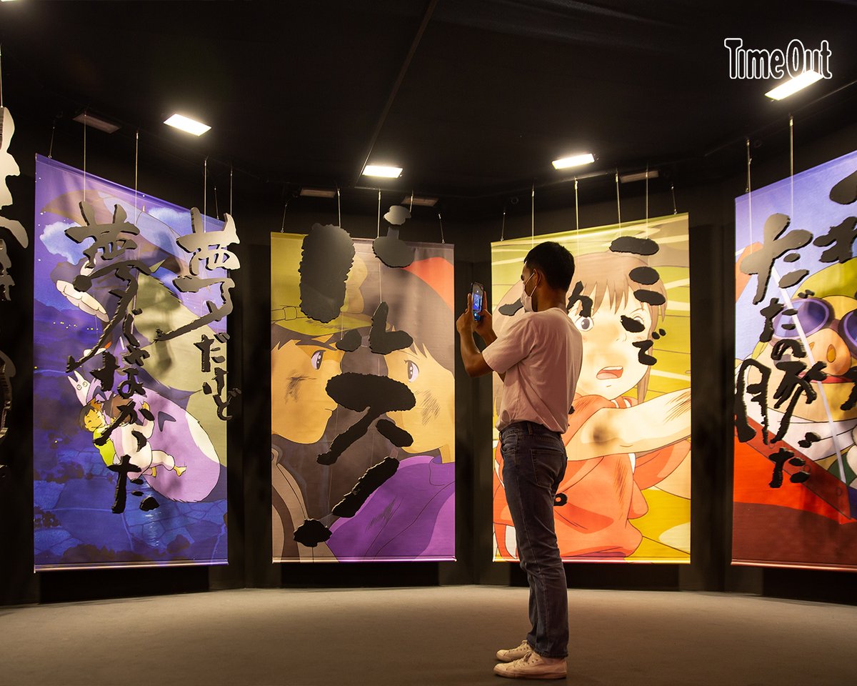 TimeOut_BKK's tweet photo. รถบัสแมว โตโตโร่และผองเพื่อนที่ทุกคนรอเจอในนิทรรศการ #MystyleMyghibli มาถึงไทยเรียบร้อยแล้วและพร้อมเปิดให้เข้าชมพรุ่งนี้วันแรก!
.
ตั้งแต่วันนี้ - 27 มีนาคม 2565 ที่ชั้น 1 เซ็นทรัลเวิลด์ โซน 1 เข้าชมฟรีทุกวัน 10.00 - 22.00 น.
 #UniqloThailand #UniqloXStudioGhibli #Ghibli https://t.co/Tudw3KDGpD