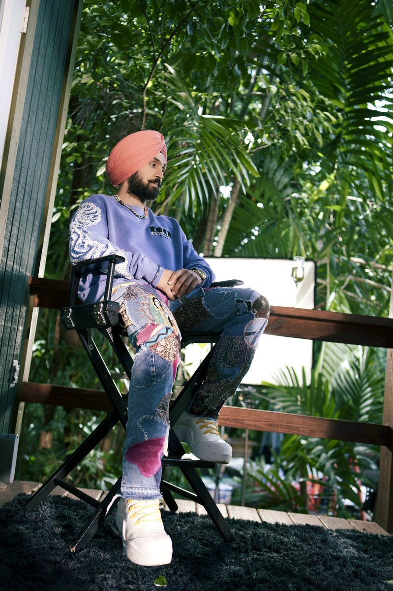 diljitdosanjh's tweet photo. ਤਿੱਖੀ ਰੱਖੀ ਏ ਕਰਾ ਕੇ ਦੇਖ ਮੇਖ ਵਾਂਗੂੰ ਮੁੱਛ 🔨

Tikhi Rakhiye Kara Ke Dekh Mekh Wangu Muchh https://t.co/e0DvYhd0zA