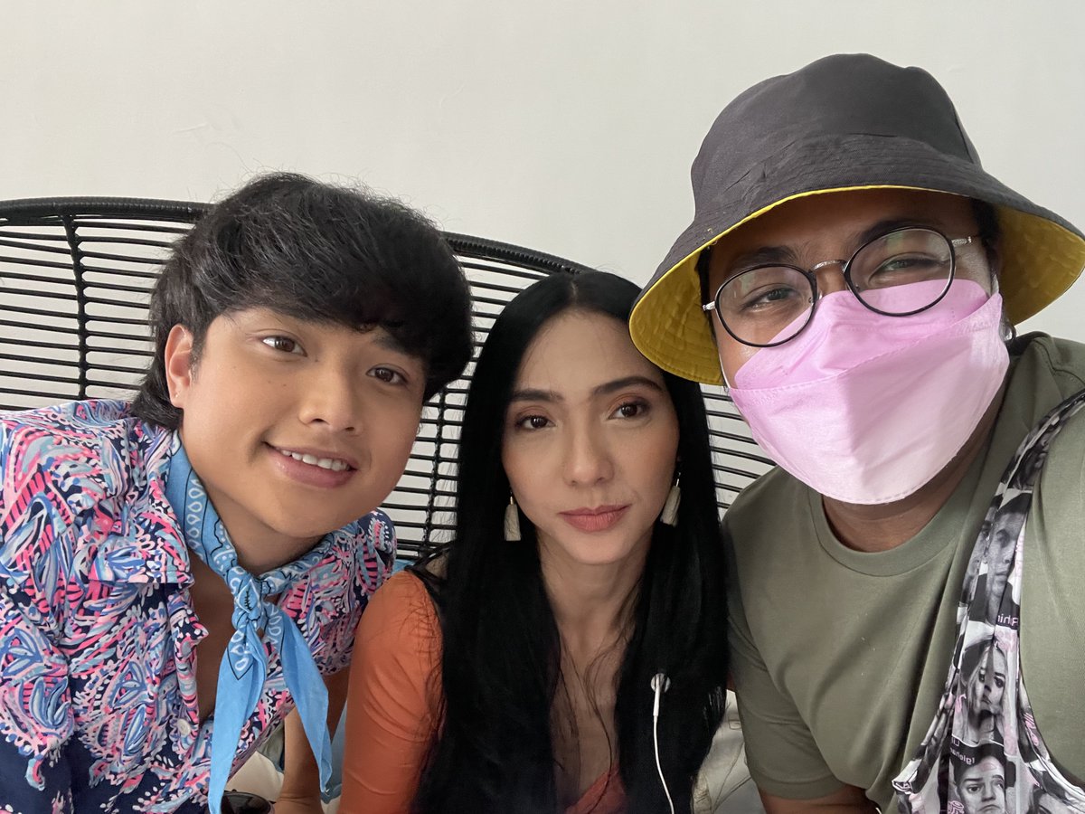 ashmalanum's tweet image. Sabi ko ulitin namin. Kaso biglang nag-video call sina Kokoy at Miggy. Miss you two already @KychMinemoto_ @adriannaso_