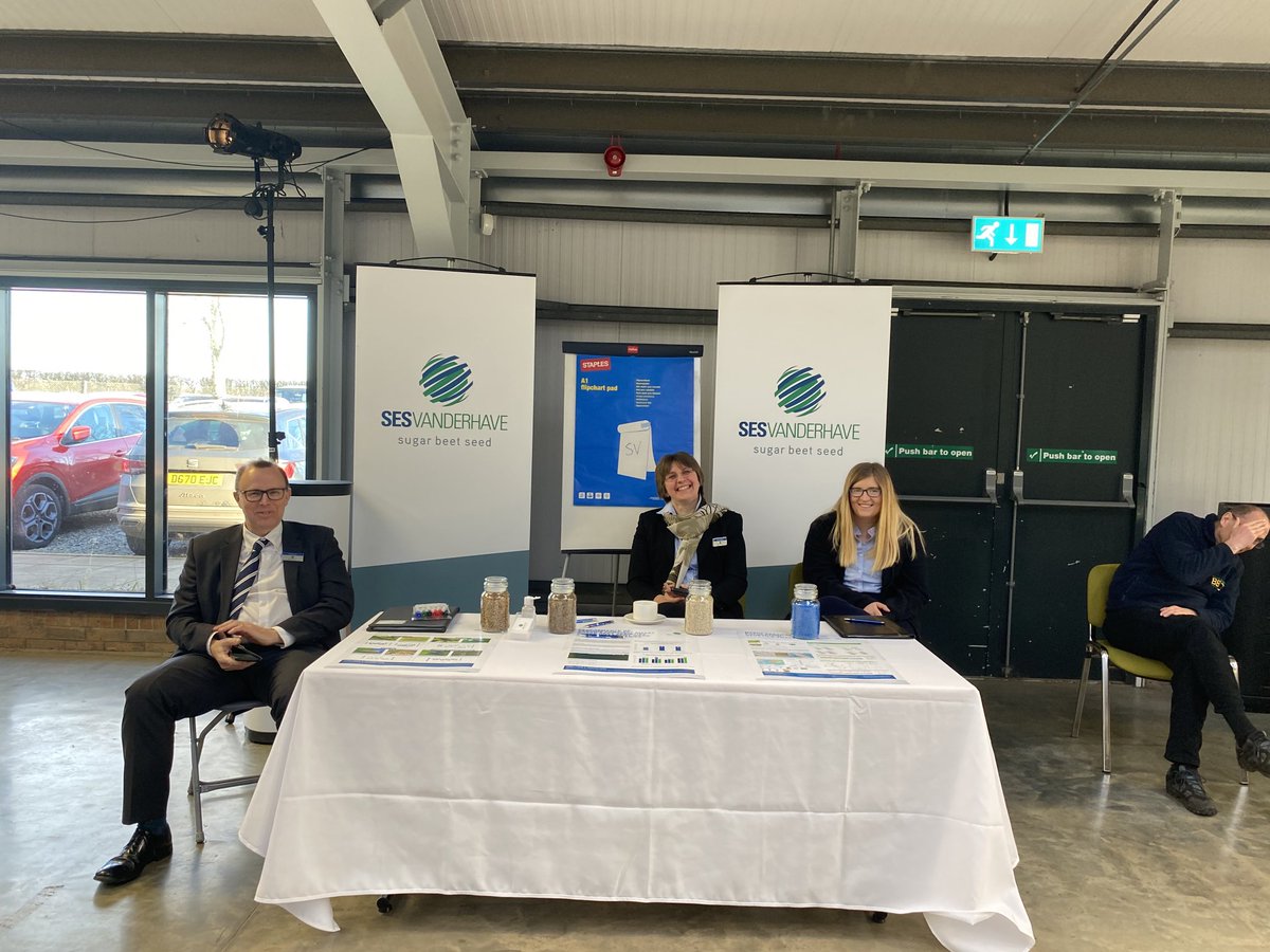BBRO_Beet's tweet photo. Big smiles from the @sesvanderhave team @ #BeetTech22 https://t.co/0kCUxls4Wn