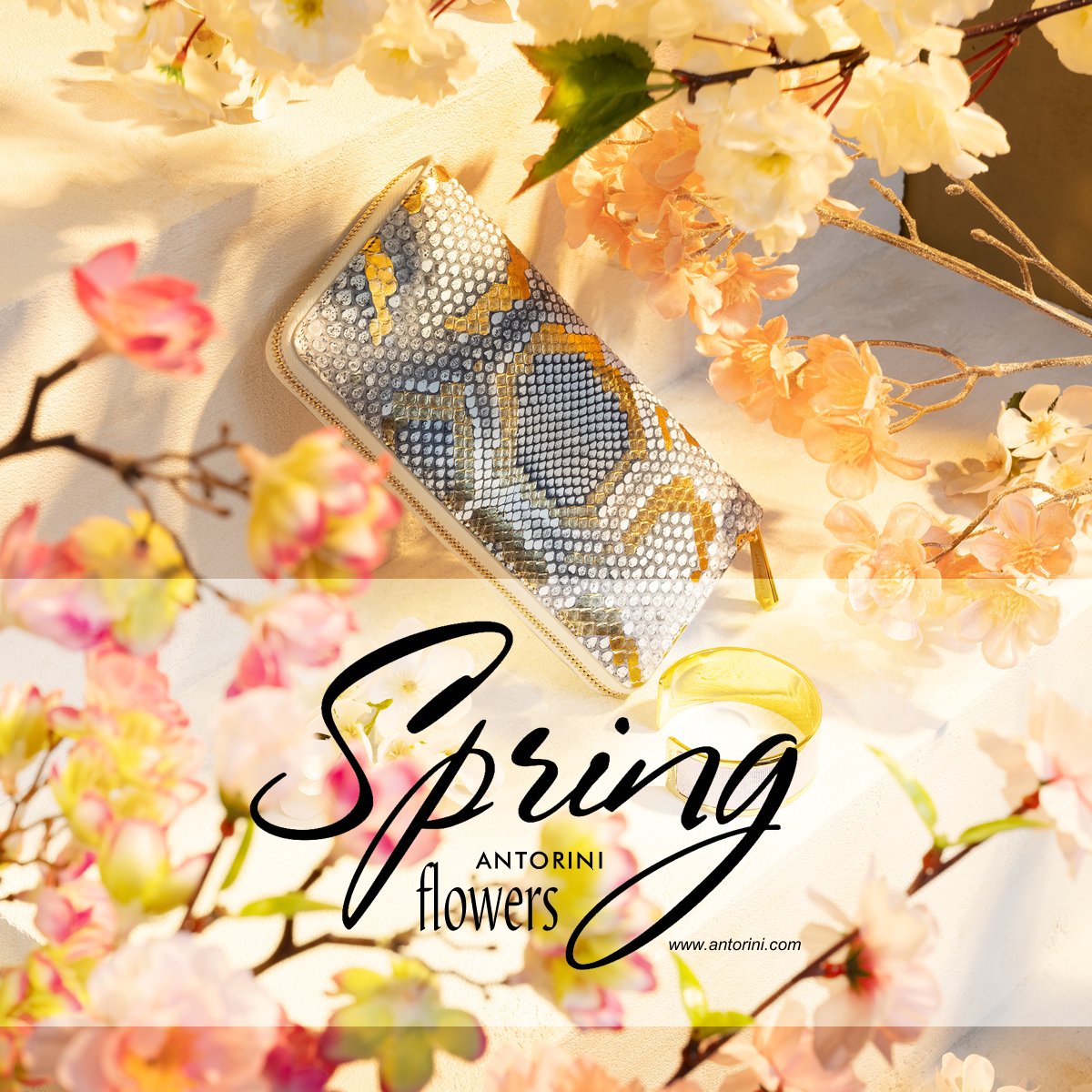 Antorini_com's tweet photo. Give your loved one a beautiful gift that she can keep with her at all times.

We wish you beautiful romantic moments on Valentine's Day.

https://t.co/paKl4XWrGP https://t.co/jfQMM7mp2N