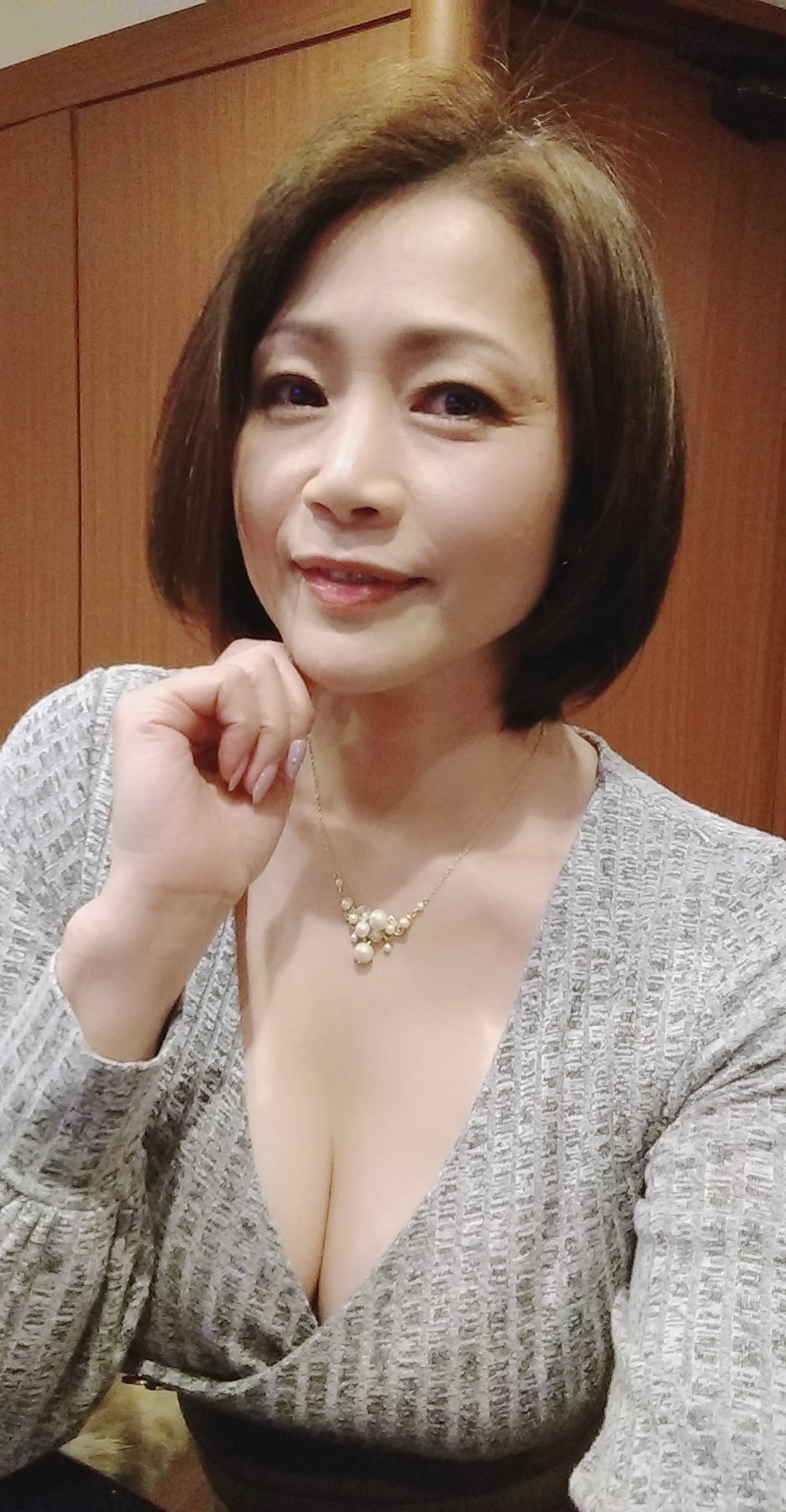 友田真希 画像 X.com