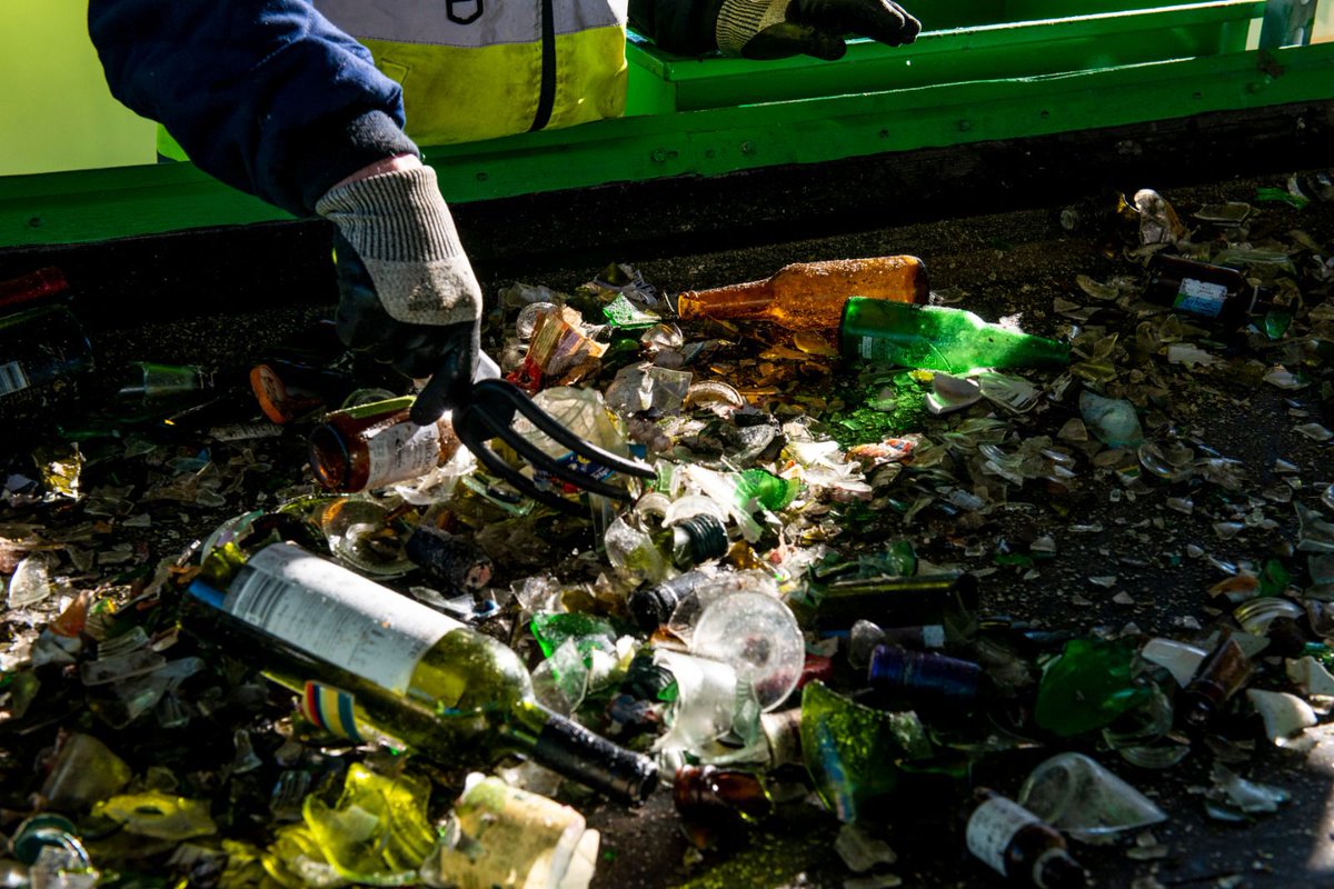 A new glass sorting line that will be recovering the equivalent of around 45 million glass bottles every year has been set up at #ACRmember <a href="/WasteServ/">WasteServ</a> Malta’s facility in Marsascala 👉 acrplus.org/en/news/news-f…