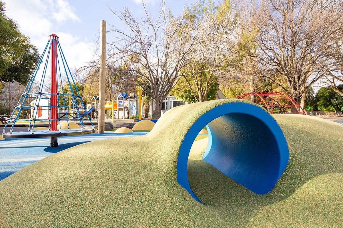 RosehillTPV's tweet photo. The team at Numat have created a fresh new surface design using Rosehill TPV® coloured rubber granules at Ilan School in Christchurch, #NewZealand. Get inspired with some of our themed blends or create your own using our Colour Mixer: https://t.co/HZHc9C3Y0e

#Playground https://t.co/u4Up6B0oAo