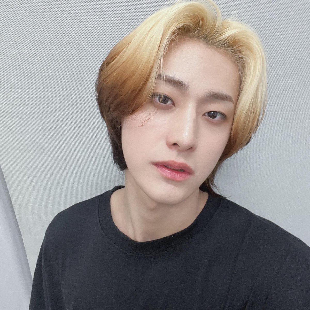 yonghafile's tweet photo. 220210 yongha 🪐 fns https://t.co/5p6v42Q4QD