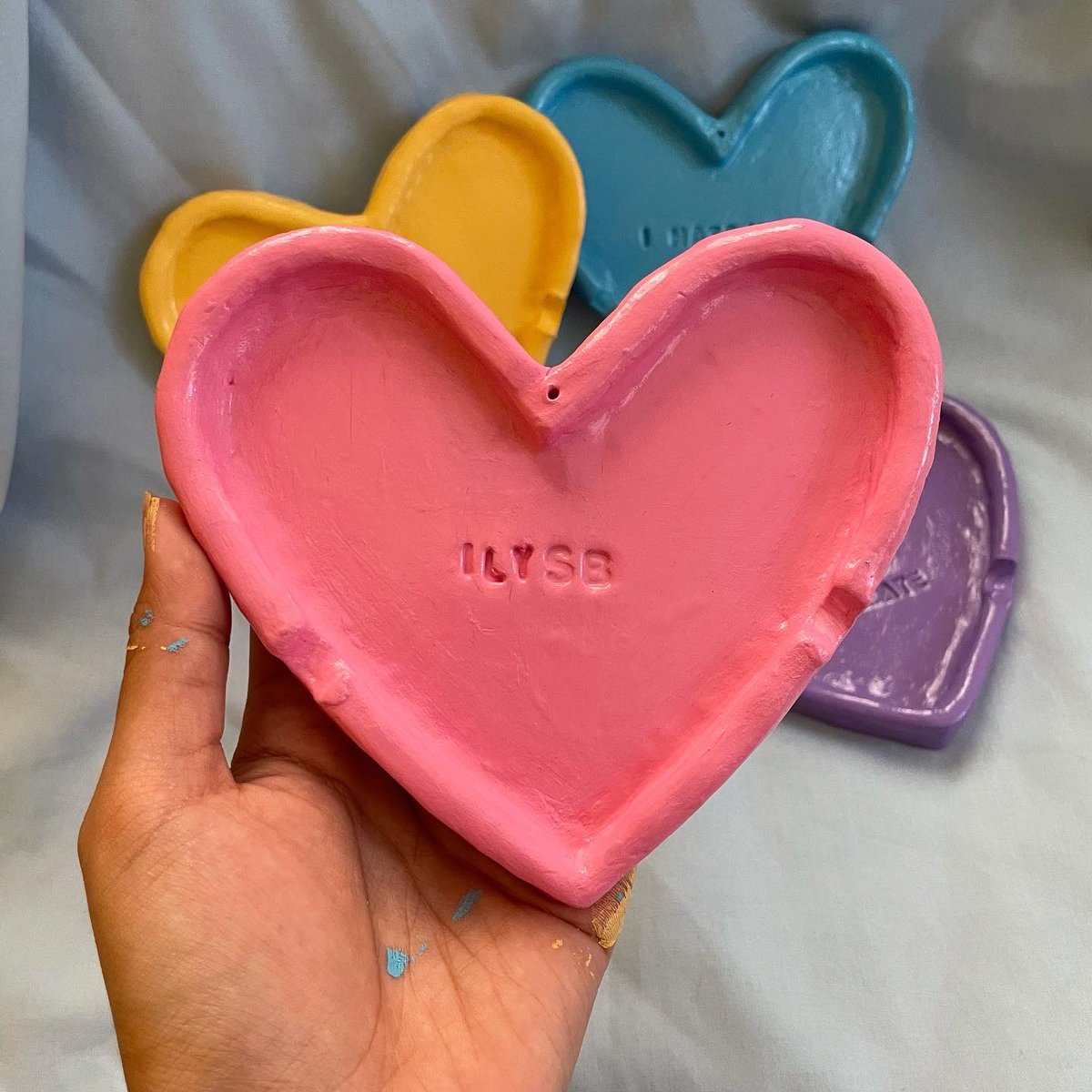 playground_ph's tweet photo. 💗💗💗💗💗 happy heart dei buy ka na 🥺👉🏼👈🏼 https://t.co/vKMJC7kmfJ