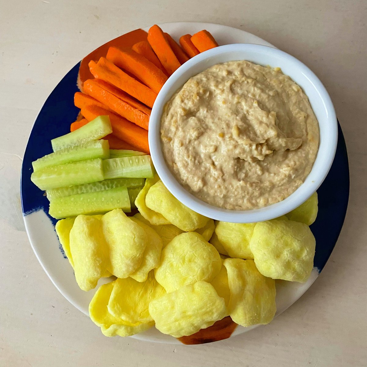 TheSnackOrg's tweet photo. Rice Scoops + dip = a match made in heaven! 😍

#snacktime #vegetarian #glutenfree https://t.co/UKWjDufYsd