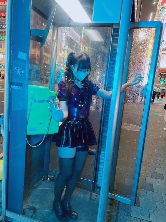 Madoka Tsukimiya,cosplay,purple,latex,black skirt,phone booth