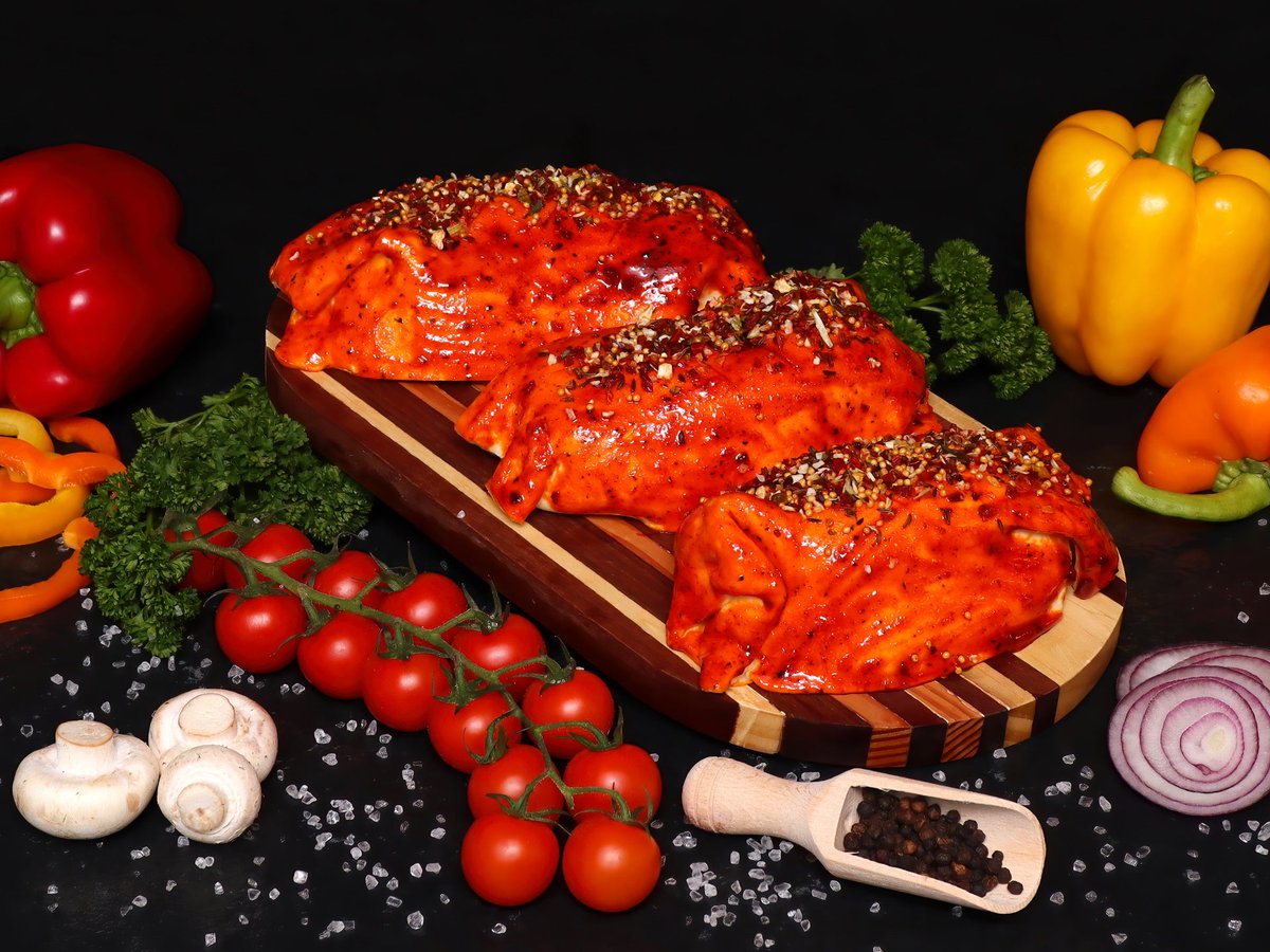 SpringwoodMeats's tweet image. BBQ Chicken Pastry
BBQ Chicken parcels are made using a lean chicken fillet that has been stuffed
with a BBQ sauce and sausage meat then wrapped in a fine puff pastry and
coated in our Smokey BBQ sauce.