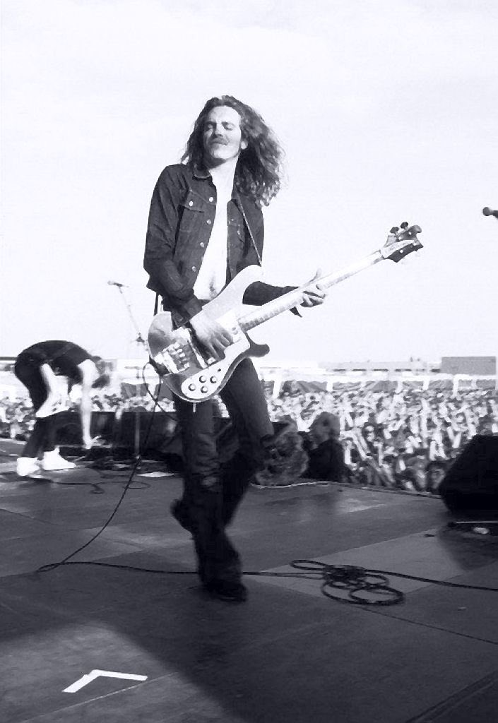 Happy birthday to cliff burton, who would have been 60 today. we miss you cliff 
