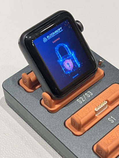ElcomSoft's tweet photo. checkm8 Extraction of Apple Watch Series 3: https://t.co/BeNGV2Pxhd #dfir #checkm8 https://t.co/A0cDLQqnKT