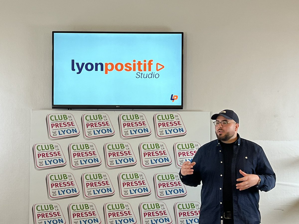 Damien Armenté 🚀 (@damienarmente) on Twitter photo En direct de @Clubpresselyon pour le lancement de #LyonPositif ! Le média et la communauté des acteurs économiques, sociaux et solidaires de Lyon 🦁 et sa région ! 🚀 Fier d’accompagner ce nouveau média avec <a href="/SuperConnectr_/">SuperConnectr</a> pour animer, valoriser et connecter ses acteurs 💪 En direct de @Clubpresselyon pour le lancement de #LyonPositif ! Le média et la communauté des acteurs économiques, sociaux et solidaires de Lyon 🦁 et sa région ! 🚀 Fier d’accompagner ce nouveau média avec <a href="/SuperConnectr_/">SuperConnectr</a> pour animer, valoriser et connecter ses acteurs 💪