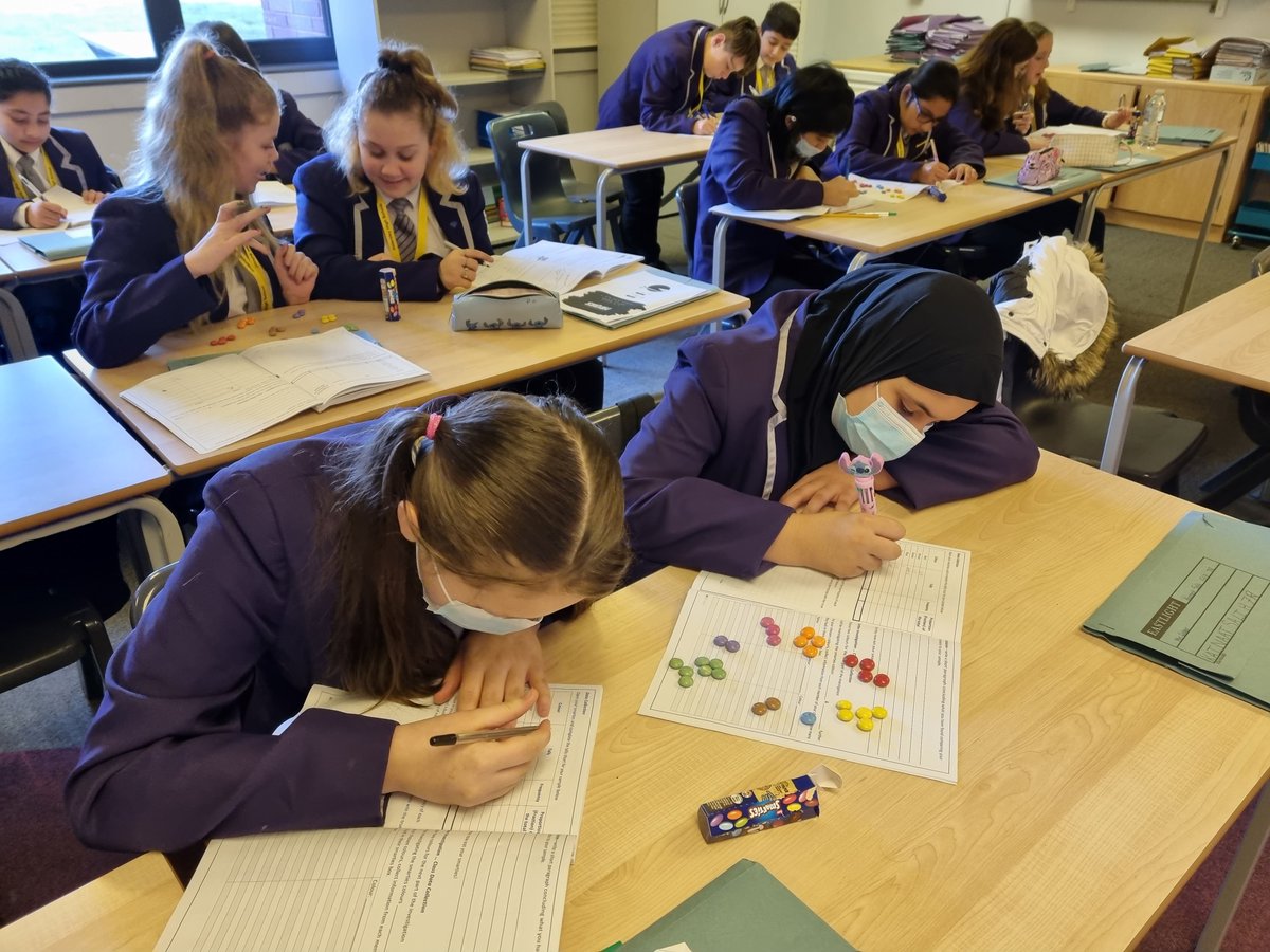 mrs_ewalker's tweet photo. 7R loved their exploration lesson today; demonstrating their presenting and measuring data skills, whilst eating Smarties! 😄 #maths @AHSMathematics @AldersleyHighSc https://t.co/9zn7QfcA9p