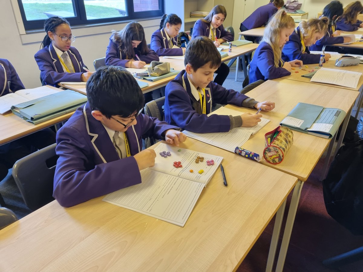 mrs_ewalker's tweet photo. 7R loved their exploration lesson today; demonstrating their presenting and measuring data skills, whilst eating Smarties! 😄 #maths @AHSMathematics @AldersleyHighSc https://t.co/9zn7QfcA9p