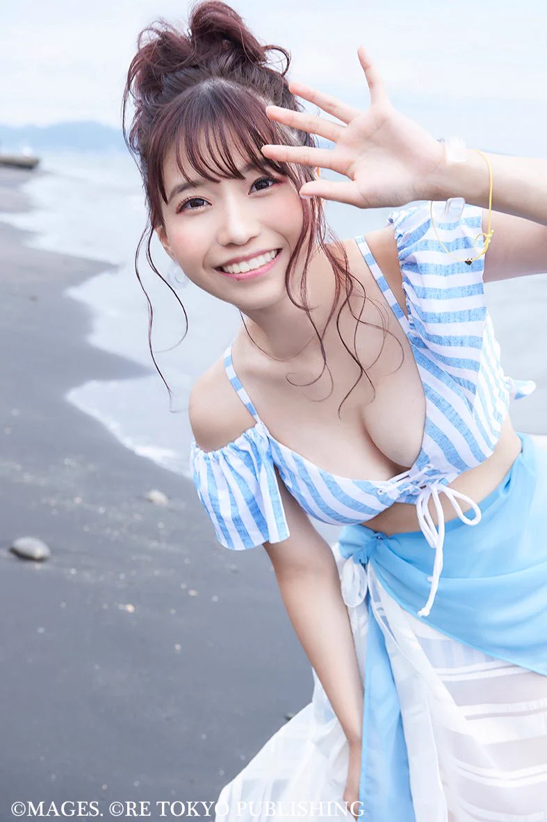 亜咲花「Flower Bouquet」 FLOymPYUYAEBXLP?format=webp&