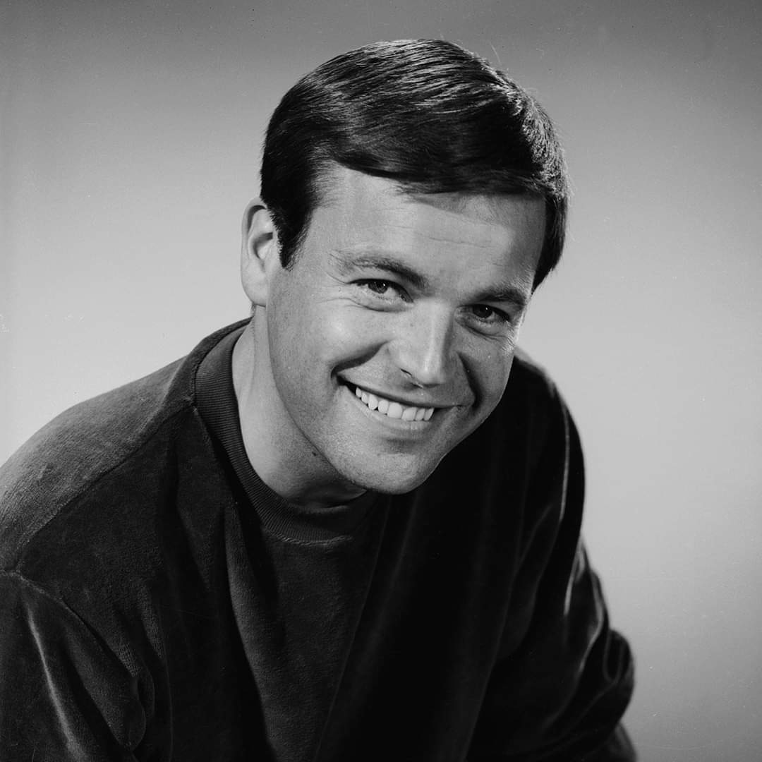 Happy 82nd Birthday Actor Robert Wagner 