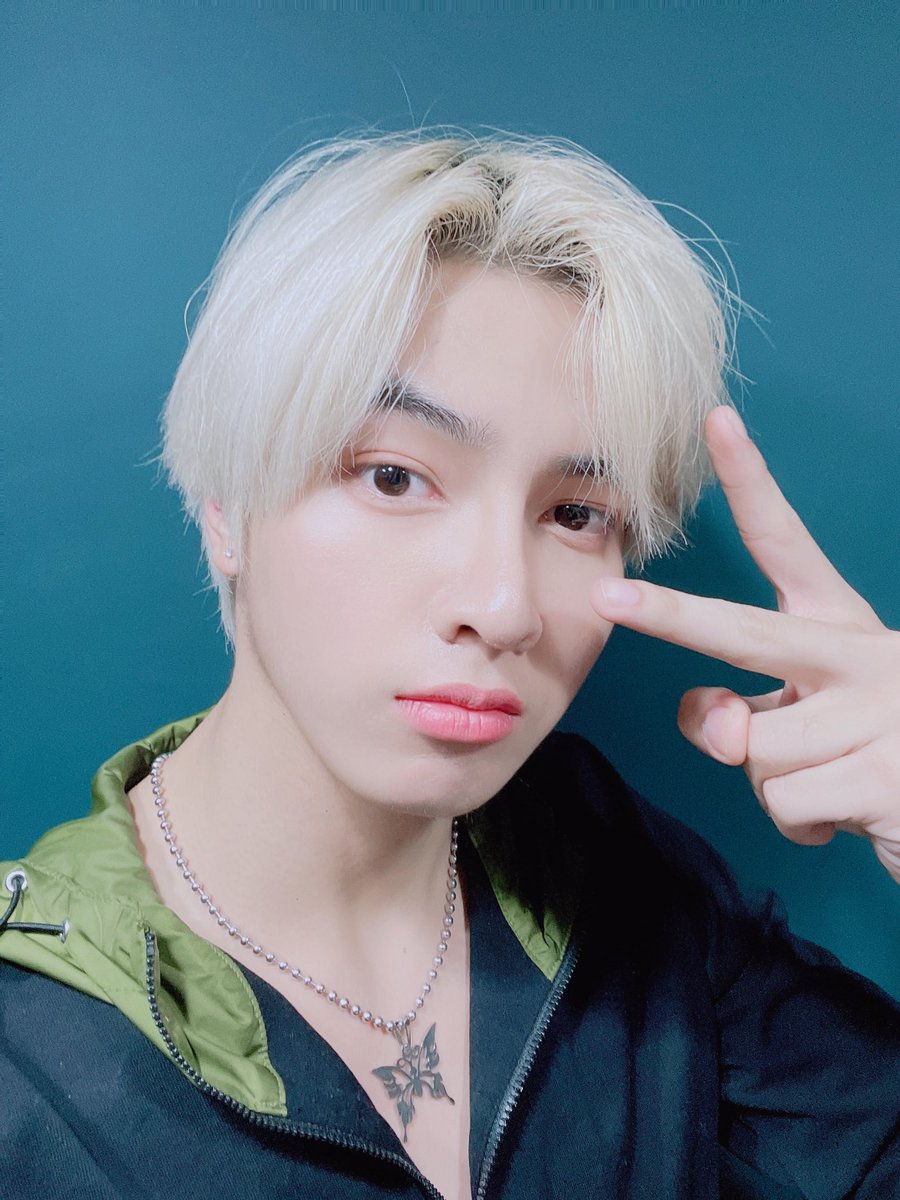 treschua_'s tweet photo. hi, @frnzchuaa! Thank you for everything. You're always making me happy, smile and laugh. Ikaw rin ang rason kung bakit ako lumalaban sa buhay and slmt din dahil ikaw ang nagpapasaya sa akin sa tuwing ako'y malungkot. I love u so much! 💕

You are my Sunshine ✨ https://t.co/Yg715U6AuY