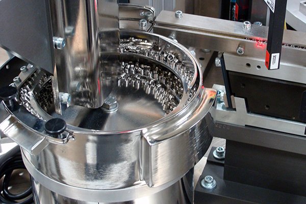 Fast and accurate part feeding can help you maintain cycle rates, increase output, decrease rejects, and reduce labor costs. Aspect’s engineers are experts at designing automation that incorporates consistent selection, orientation, and positioning.
aspectautomation.com/technology-int…