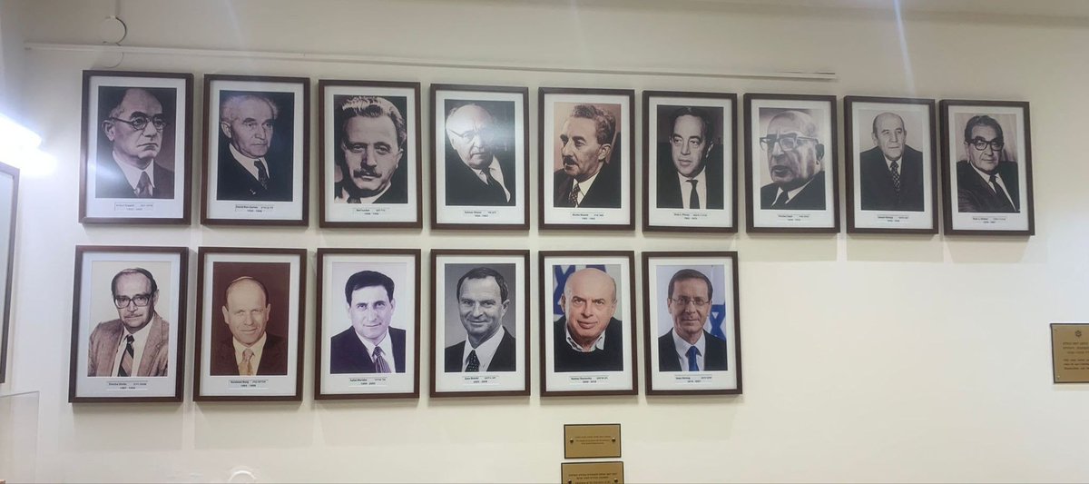 talschneider's tweet photo. While we wait (any day now) to the leading body of the Jewish Agency to call on the next chairman, isn't it time for a more inclusive (Gender-wise) choice? It's 2022 for heaven's sake
#Jafi @JewishAgency https://t.co/qAF3vvMuhP