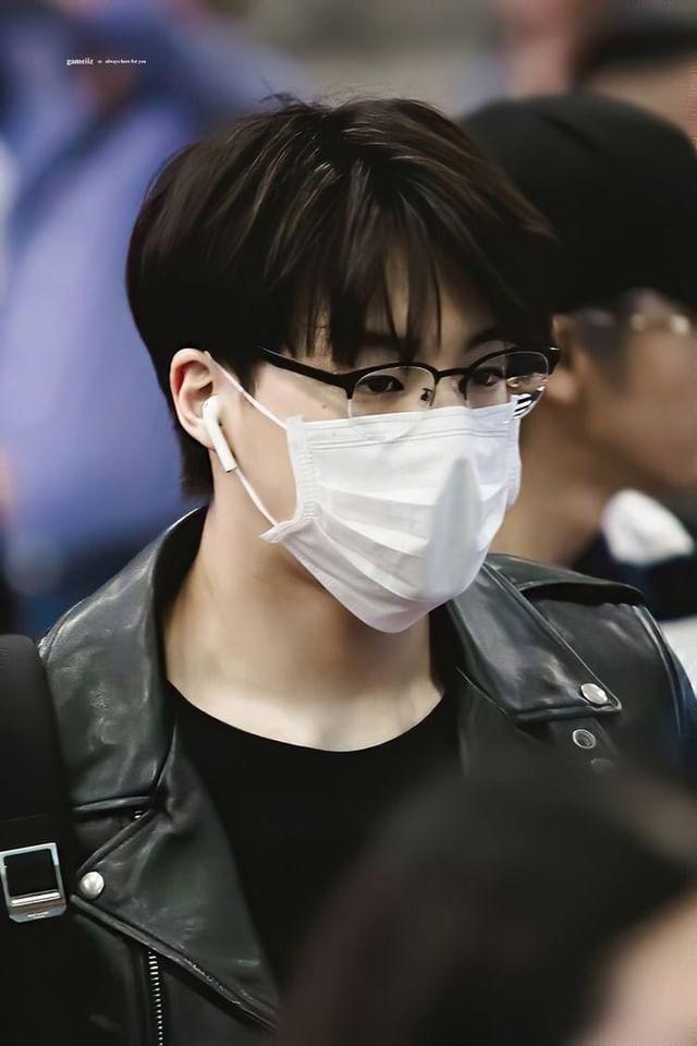 fluffyglosyy's tweet photo. ; The first time I met you

— Lee Jeno lokal AU
© fluffyglosyy https://t.co/hMThPrZB96