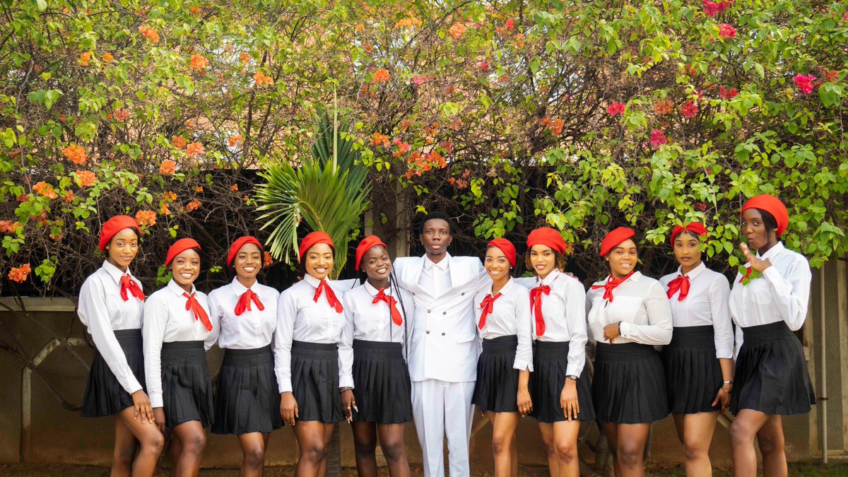 BlaqBonez's tweet photo. ready for the ministration on sunday ⛪️🙏🏽 https://t.co/64ZkXN8WYA