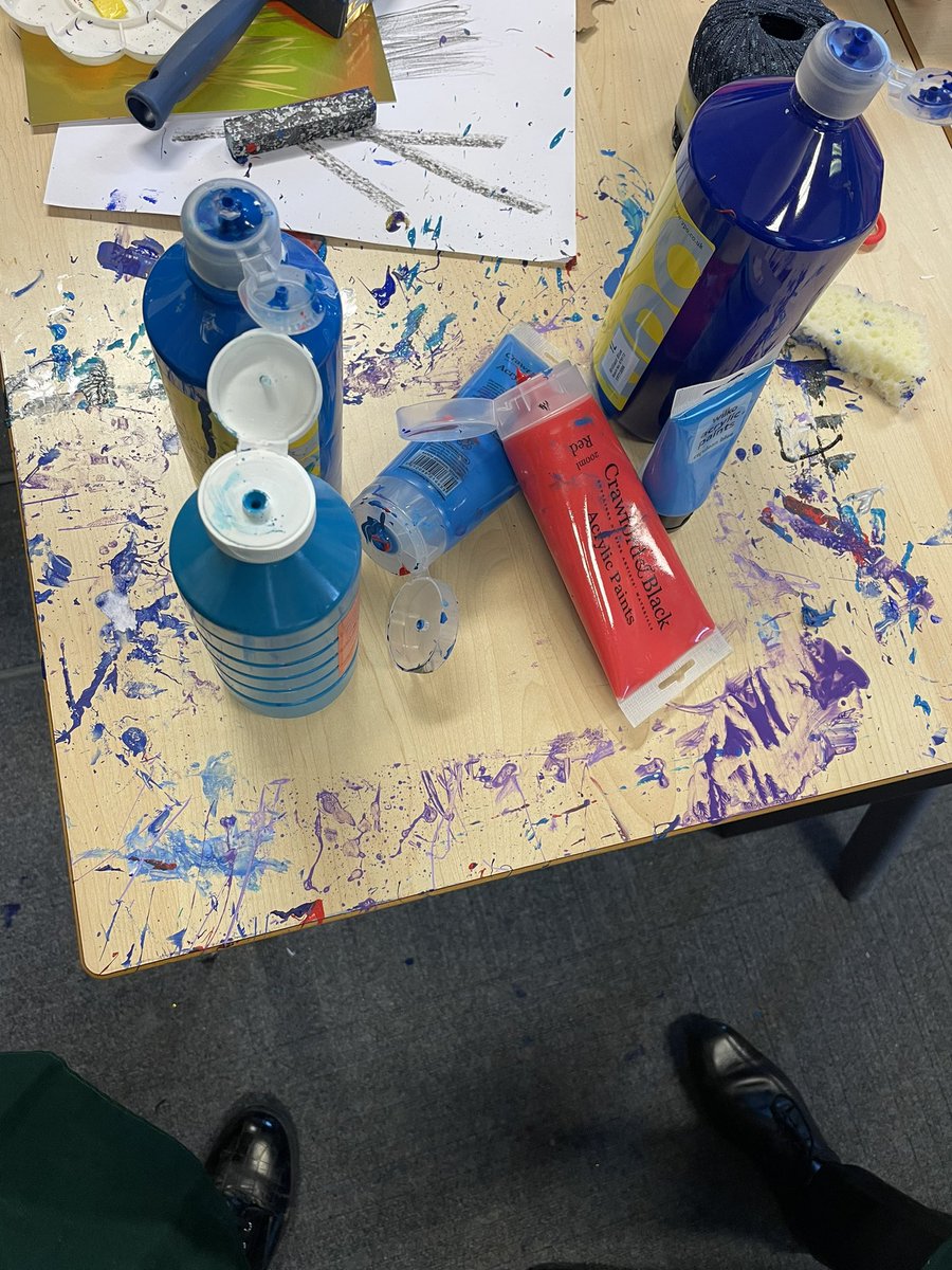 music_seeing's tweet image. Another amazing workshop in @PGSALC heartspace with year 7/8/9 students. Tomorrow we turn the art into music!