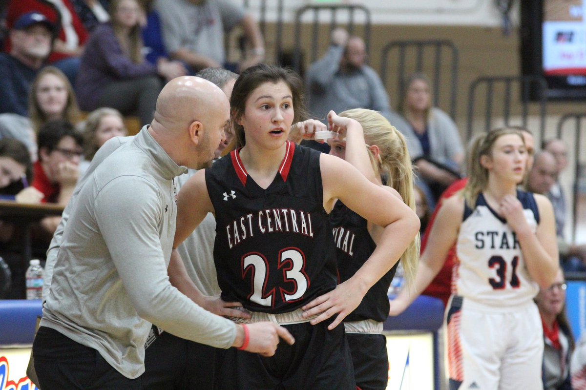 Trabel, East Central no secret as Trojans face No.2 Franklin in regional semifinal wbiw.com/2022/02/10/tra… <a href="/ECTrojanSports/">EC Trojan Athletics</a> <a href="/EastCentralGBB/">East Central Girls Basketball</a> <a href="/GoGrizzlyCubs/">Franklin Athletics</a> <a href="/CastleGBasketb1/">@CastleG_Basketball</a> <a href="/BNLAthletics/">BNL Star Athletics</a> <a href="/CoachKevinMoore/">Kevin Moore</a>