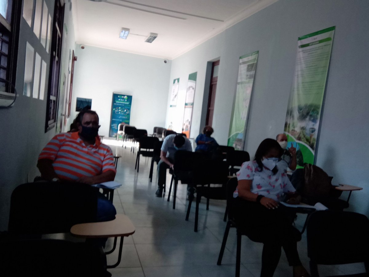 yadiraMA12's tweet photo. Reunión de trabajo sobre el Reporte del Estado del #MedioAmbiente. #CubaVive @OGAmbienteCuba @IleanaSaborit @EddyLpezValds1 @YordankaGambino @NestorSAlvarez @EPmedioambiente @unep_espanol @PNUDCUBA @UnionEuropeaRD @LourdesCoya @Jessfc17 @OCitma @CITMAVCL @CitmaRio @JuanCarlosAFF https://t.co/HN6bmhgdTQ