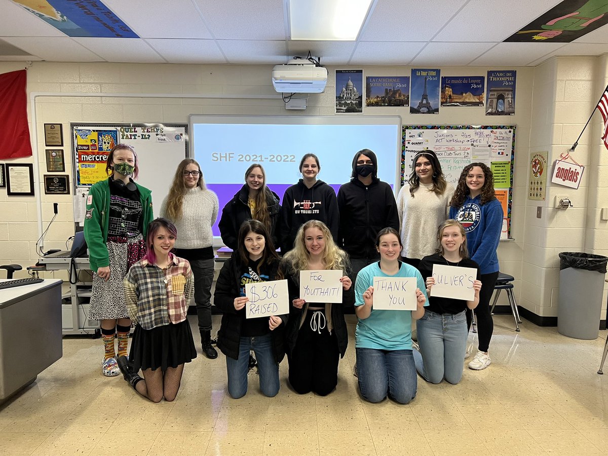 pjohnsonfox's tweet photo. MHS Société Honoraire de Français thanks Muskego Culver’s for helping us raise funds to donate to Youthaiti. #MHSFrench @MHSIrvine @MuskegoNorwaySc @jprokop03 https://t.co/ESYqDHfWKj