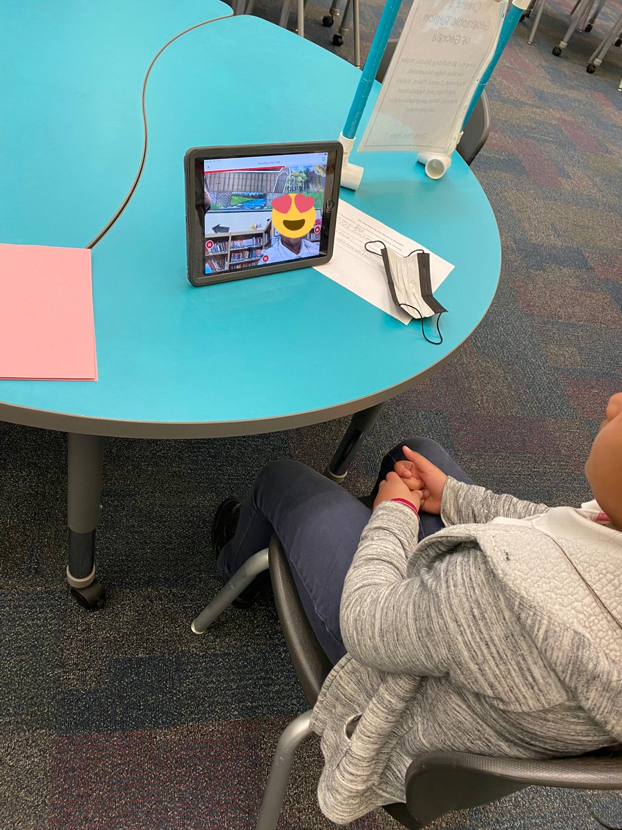 REDye2013's tweet photo. Ms. Seel’s students are using @Seesaw to make special video Valentine’s for a loved one 😍Get ready for some tears mom and dad! @CobbInTech @RESroadrunners @RussellElReads https://t.co/paciVSvNhG