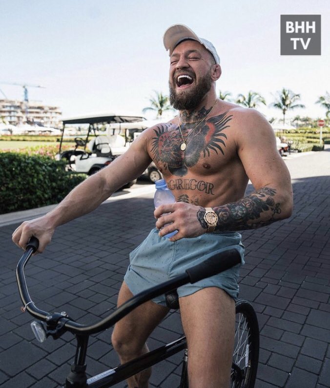 BHH_TV1's tweet photo. Enjoy Life 😁🌴 https://t.co/SKw8vefFpP