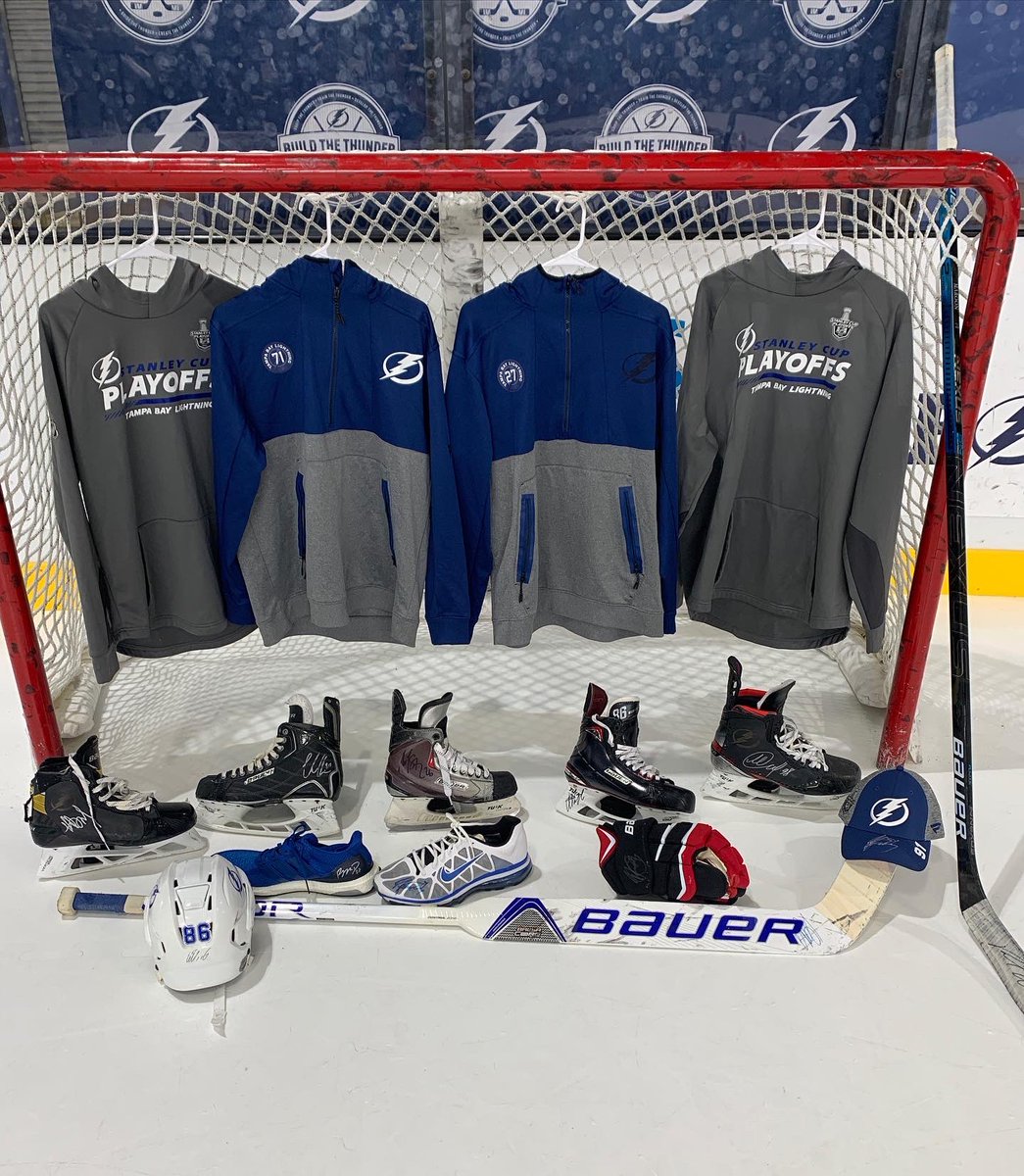 TBLHockeyDev's tweet photo. 🚨 OUR AUCTION IS OFFICIALLY LIVE! PLACE YOUR BIDS NOW WITH THE LINK IN OUR BIO! 🚨 #LightningMade https://t.co/U6BSQklmHC