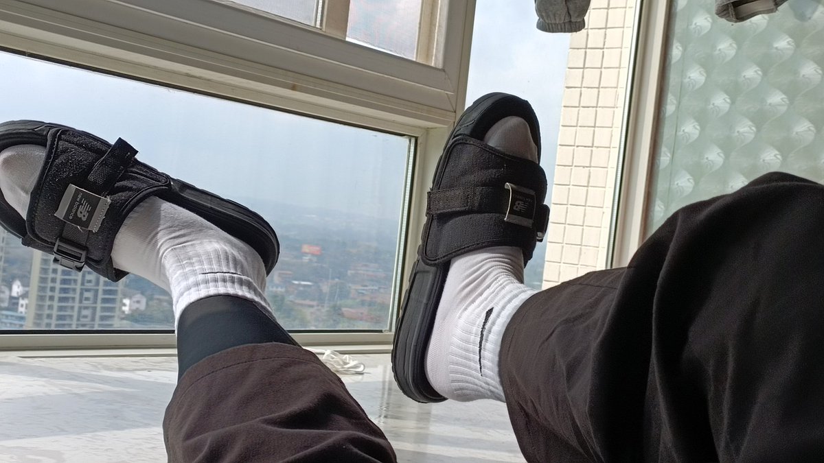 cy4543's tweet photo. 喜欢的宝贝们可以加我微信爱你们 https://t.co/Vd7RTwhpft
