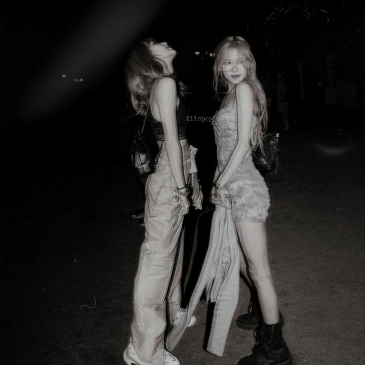 Happy birthday rosé my life
#OurRockstarROSEDay