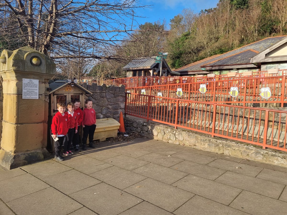 Mae ein llyfrgell cymuned wedi'w agor. Dewch i'w ddefnyddio📚 

Our self funded outdoor community library is open and well stocked. Please share its location so it is used by all in our town.

<a href="/northwaleslive/">North Wales Live</a> <a href="/NWPioneer/">North Wales Pioneer</a> <a href="/NWWeeklyNews/">NorthWalesWeeklyNews</a> <a href="/ITVRobShelley/">Rob Shelley</a> 
<a href="/_Reading_Rocks_/">ReadingRocks</a> <a href="/BooksNorth/">North Stars Books</a>