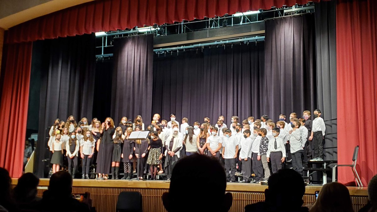 MOMSdigitalcollaboration tweet media