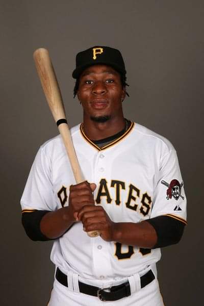 Radio2000_ZA's tweet photo. Tonight  on #ThrowbackThursday @SNLWA with @AndileNcube  our is the only African to have ever do it professionals Baseball player (MLB) Gift Ngoepe between 6-7pm. Send us your memories on VN 060 584 2250 or Call us on 089 110 2000.
#ThrowbackThursday https://t.co/02b3bwGuVg