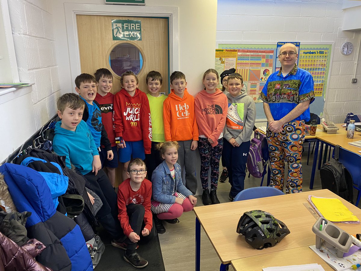 stmargaretsps's tweet photo. Today we wore bright colours in support of Muscular Dystrophy #brightday well done to everyone for raising close to £800 https://t.co/1jQZboE1Qz