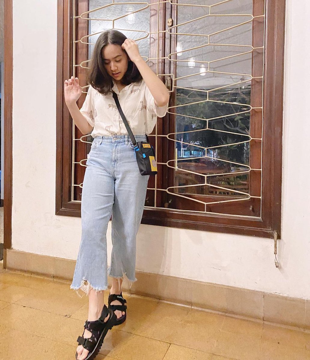 rahmabele17's tweet photo. Ready lagi nih om😍
Yuk jangan lupa isi slotnya📝 
https://t.co/E9pMNS82KH
#expobanjarmasin
#angelbanjarmasin
#bisyarbanjarmasin
#bispakbanjarmasin
#openbobanjarmasin
#availbanjarmasin 
#availbanjarbaru 
#bobanjarbaru 
#bispakbanjarbaru 
#wpbanjarbaru 
#availbobanjarbaru https://t.co/uXJZ5D5vla