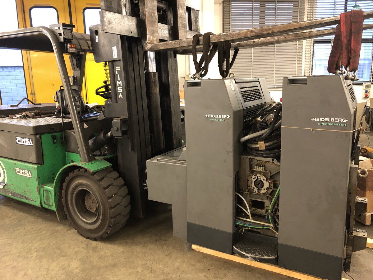 PTSTRADING's tweet photo. Heidelberg SM 52-4 + GTOZP -> Destination: Pakistan🇵🇰 🥰🥰🥰
#offsetprinting #heidelbergdruckmaschinen #offsetprint #lithography #sheetfed #sheetfedpress #printingpress #printing #graphic #usedheidelberg #usedpress #sm52 #drupa https://t.co/kq9DNIEjdg