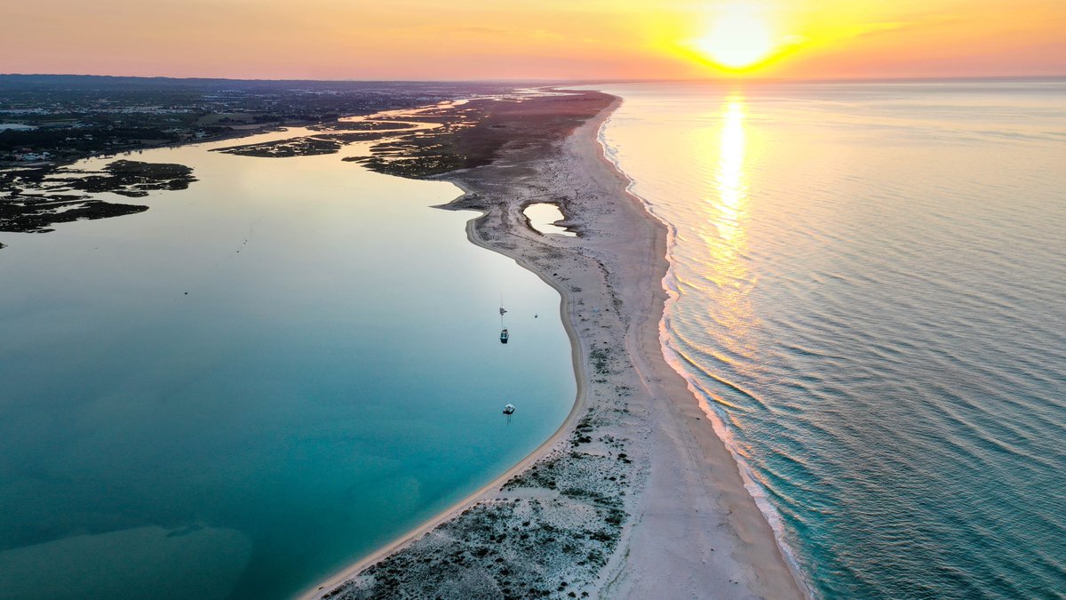 VickyGoodall7's tweet photo. Happy and proud to announce that we have been appointed once again to represent Algarve Tourism Bureau for the fifth year running. We will be running a PR programme in the UK and Irish market promoting travel to this fabulous destination.
#Portugal #Algarve #Tourism https://t.co/4OBIOkUcQR