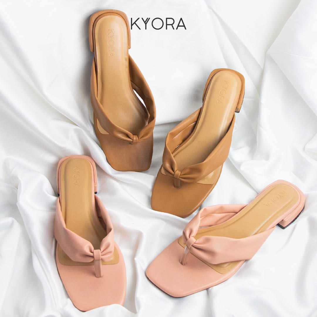 threadshopee's tweet photo. ✨Premium Heels dan Sandal wanita😭

Sol empuk gak bikin pegel 
Diskon up to 60% 
Harga 99rb - 119rb

✨ https://t.co/V0Xe07dCHK ✨ https://t.co/sUJgkMoi0Q